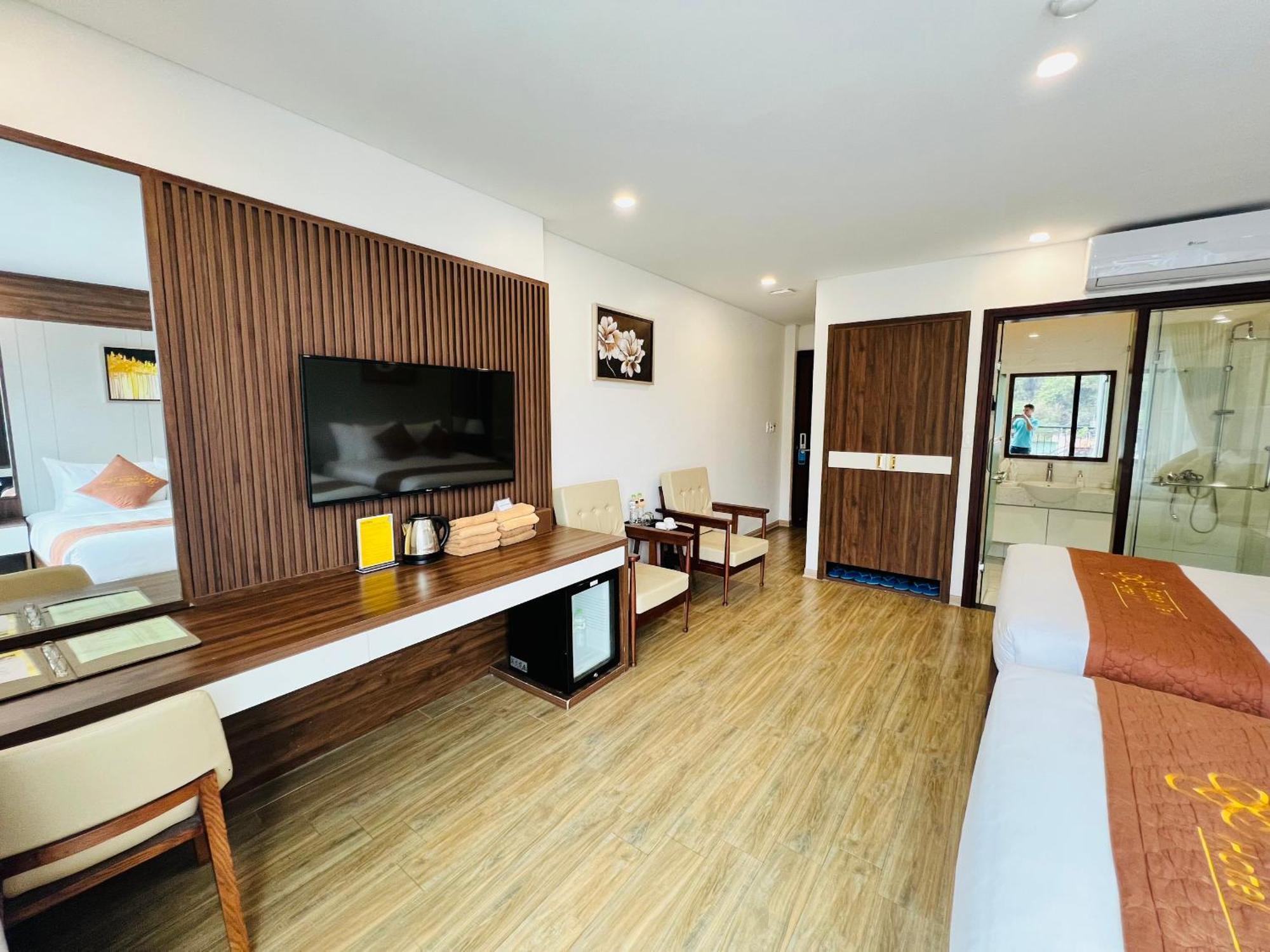 Catba View Hotel Dong Khe Sau Esterno foto